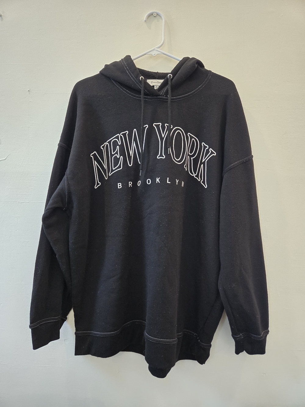 "New York Brooklyn" Pullover Hoodie